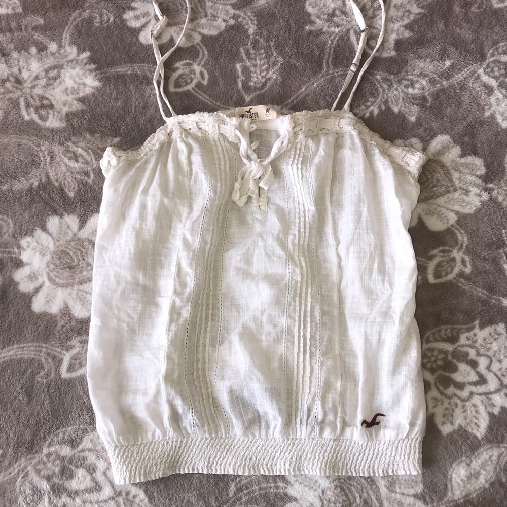 Hollister Loose White Button Croptop